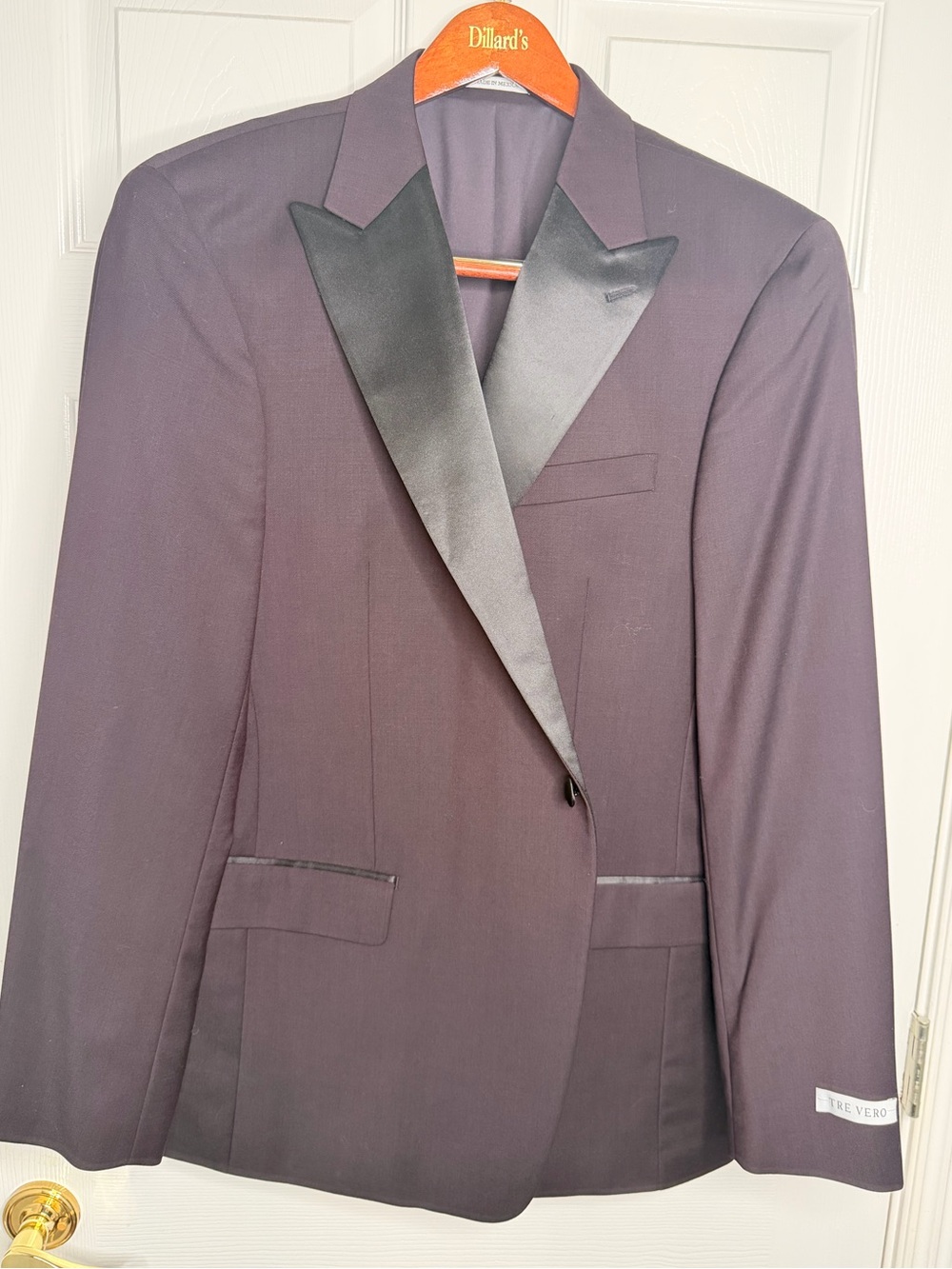 Tre Vero Black Satin Peak Lapel Tuxedo Jacket